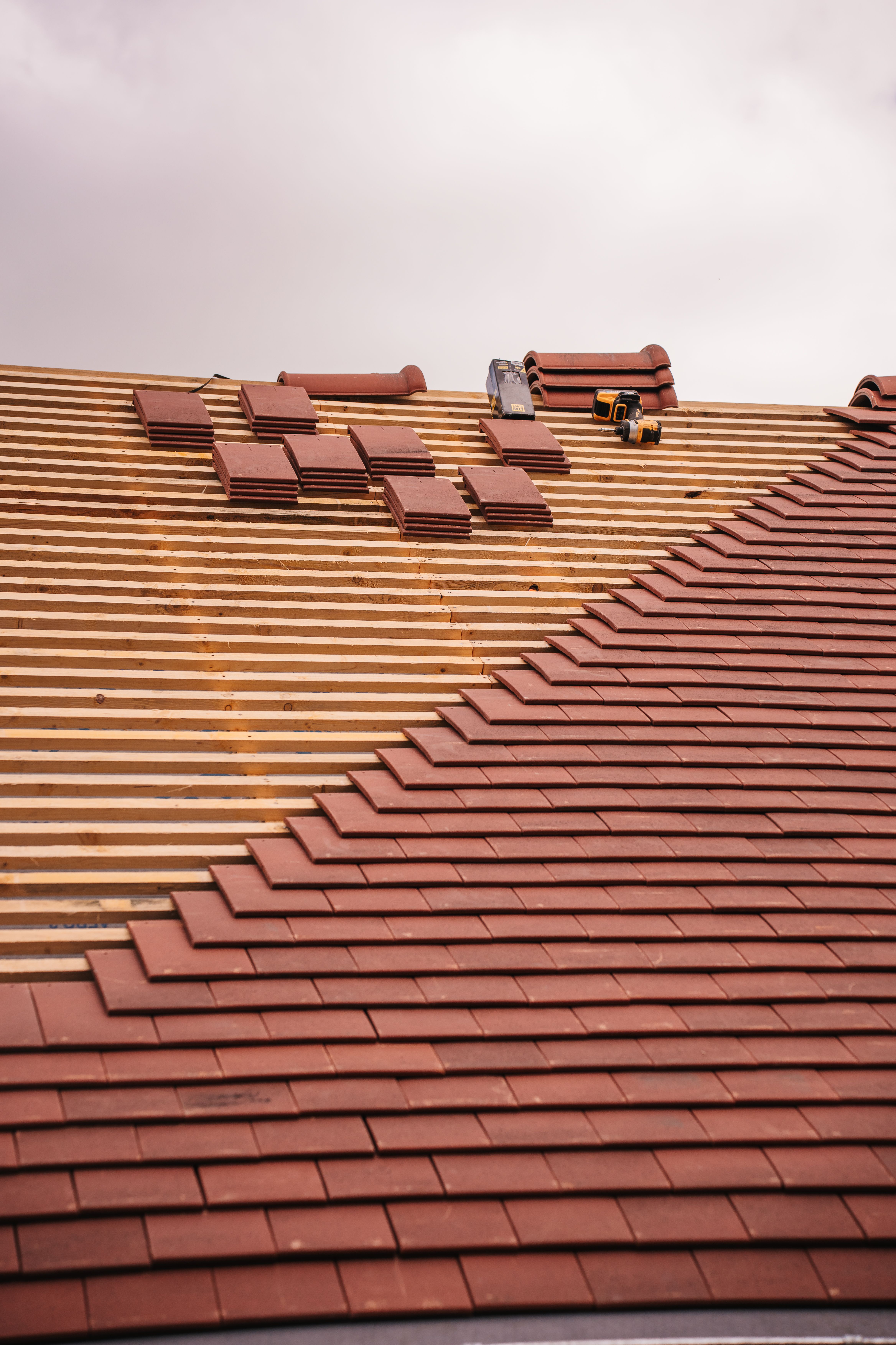 Flat commercial roof system installation